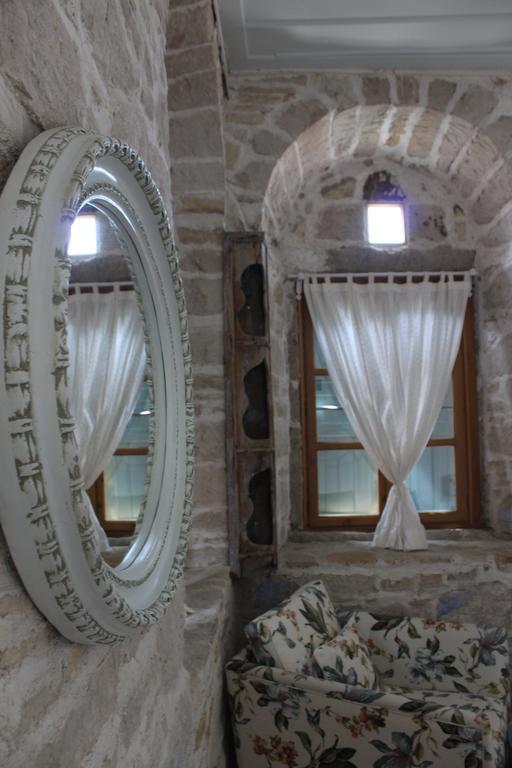 Eski Tas Hotel Çeşme Esterno foto