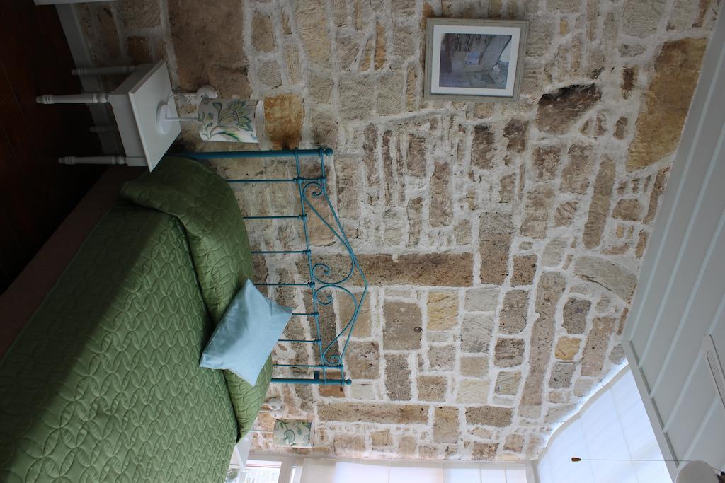 Eski Tas Hotel Çeşme Esterno foto