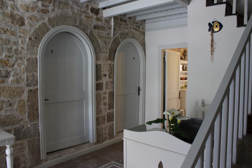 Eski Tas Hotel Çeşme Esterno foto