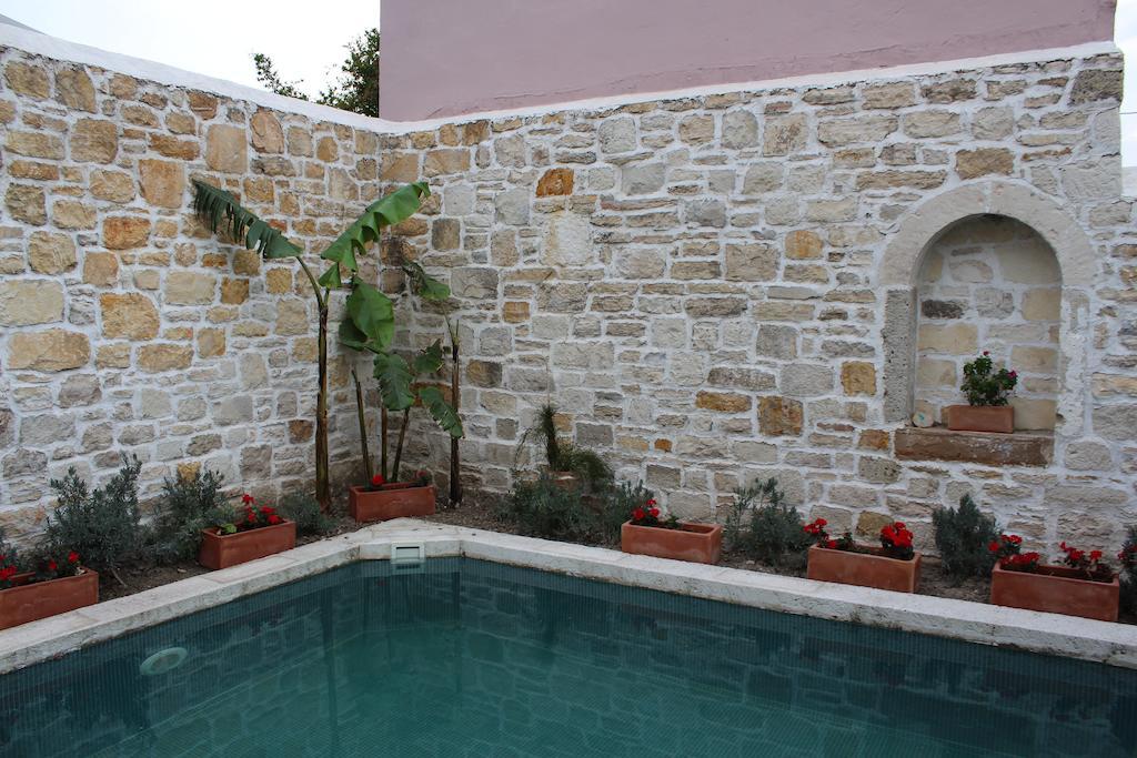 Eski Tas Hotel Çeşme Esterno foto