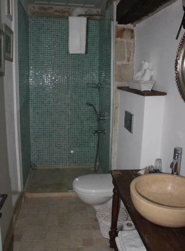 Eski Tas Hotel Çeşme Esterno foto
